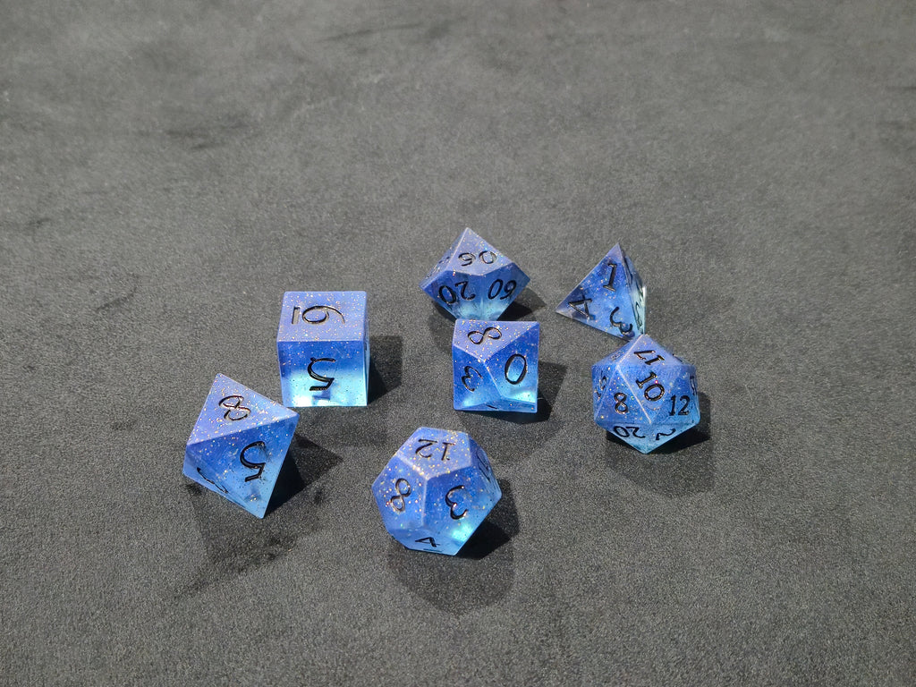 Arcane 7 piece dice set